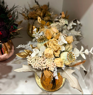 Mini Christmas / dried posy