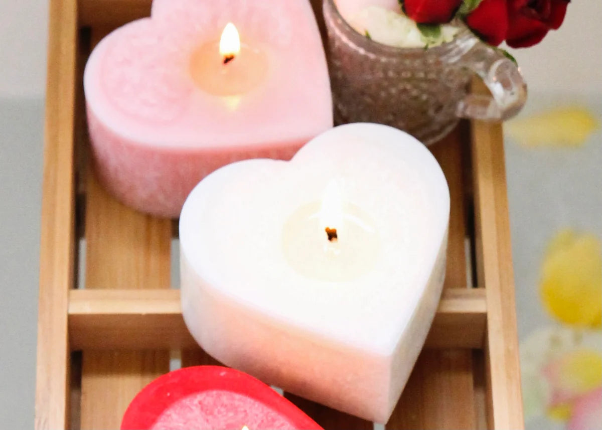 Heart shape Candle / Pinot Blanc